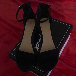 Black Qupid Sandals